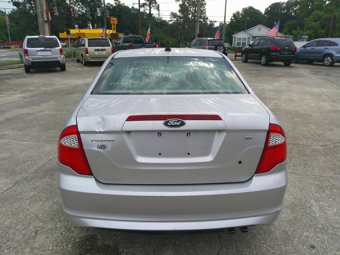 2012 SILVER FORD FUSION SE (3FAHP0HA3CR) , located at 1200 Cassat Avenue, Jacksonville, FL, 32205, (904) 695-1885, 30.302404, -81.731033 - Photo#5